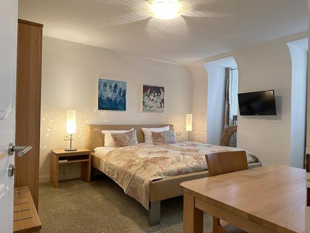 Zum Simonbraeu Hotel Bitburg Eksteriør billede