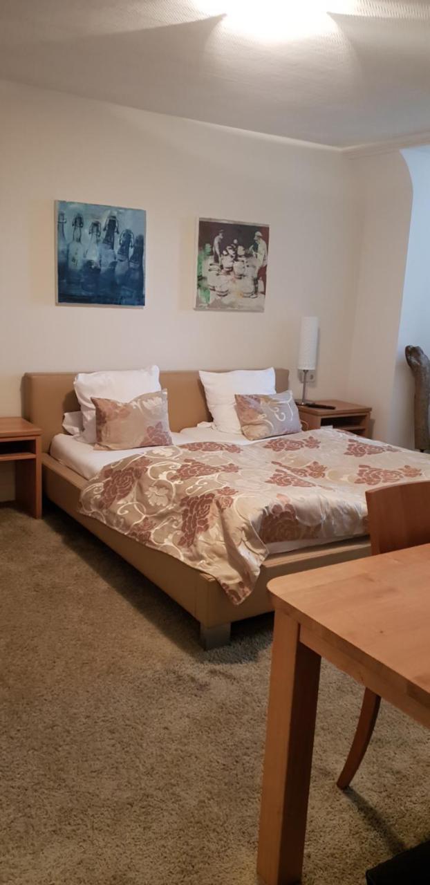 Zum Simonbraeu Hotel Bitburg Eksteriør billede